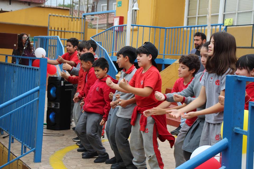 Acto de Reconocimiento y Despedida  2025 - 591532222_1329289748994014_7833067573504155792_n.jpg